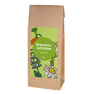 Kräutertee aus geschnitten Brennnesselblätter – Bild 2